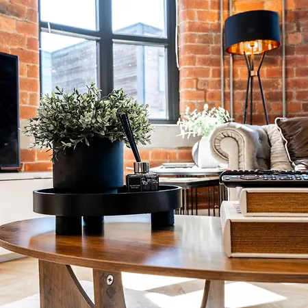 2bedapt - Exposed Brick & Pool Table شقة *